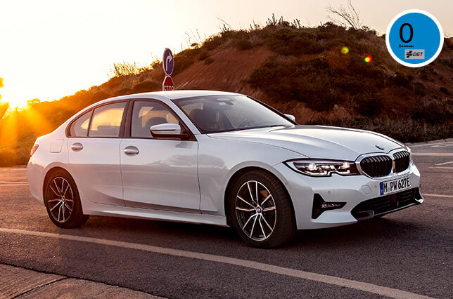 ​BMW 330e